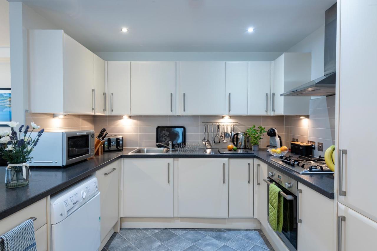 Inverness City Suites Экстерьер фото